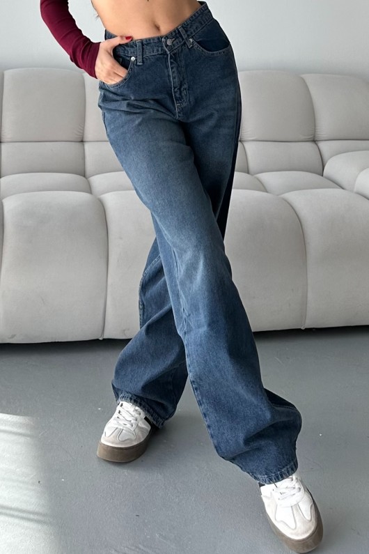 Kadın Kot Baggy Bol Kesim Bıyık Kimyasal Yıkamalı Pantolon Koyu Mavi 4001 Kadın Kot Baggy Bol Kesim Bıyık Kimyasal Yıkamalı Pantolon Koyu Mavi 4001