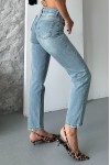 Kadın Mom Fıt Denim Pantolon Bıyık Kimyasal Kar Yıkama Mavi Yeşil Efekti 4005 Kadın Mom Fıt Denim Pantolon Bıyık Kimyasal Kar Yıkama Mavi Yeşil Efekti 4005