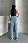 Kadın Mom Fıt Denim Pantolon Bıyık Kimyasal Kar Yıkama Mavi 4005 Kadın Mom Fıt Denim Pantolon Bıyık Kimyasal Kar Yıkama Mavi 4005