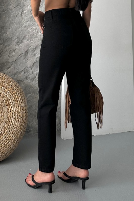 Kadın Mom Fıt Kot Pantolon Enzim Taş Yıkama Siyah 4006 Kadın Mom Fıt Kot Pantolon Enzim Taş Yıkama Siyah 4006