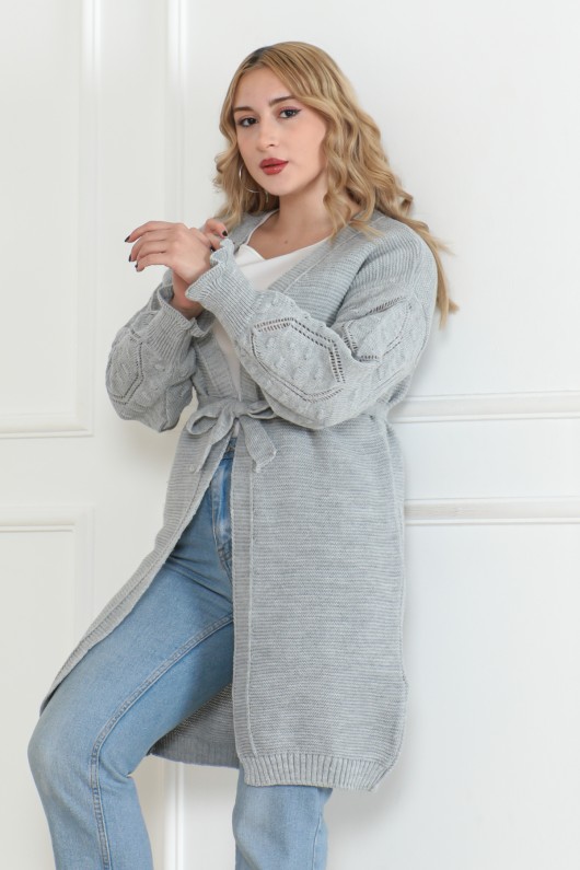 Kolları Desen Detaylı Triko Hırka Gri 1015 Kolları Desen Detaylı Triko Hırka Gri 1015