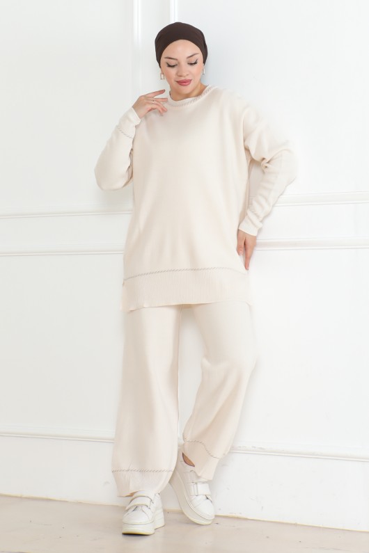 Şerit Detaylı Triko Takım Ekru 1018 Şerit Detaylı Triko Takım Ekru 1018