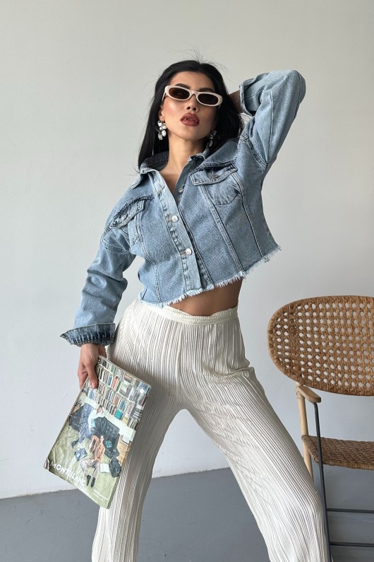 Kadın Çift Kapaklı Lazer Kesim Crop Kot Ceket Buz Mavi 4501