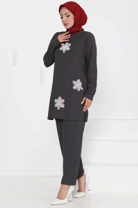 Kadın Çiçek Detaylı Takım Antrasit 3005 Kadın Çiçek Detaylı Takım Antrasit 3005