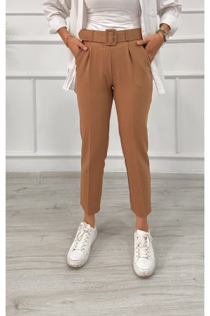 Kadın Double Kumaş Beli Kemerli Havuç Kesim Pantolon Sütlü Kahve 2502